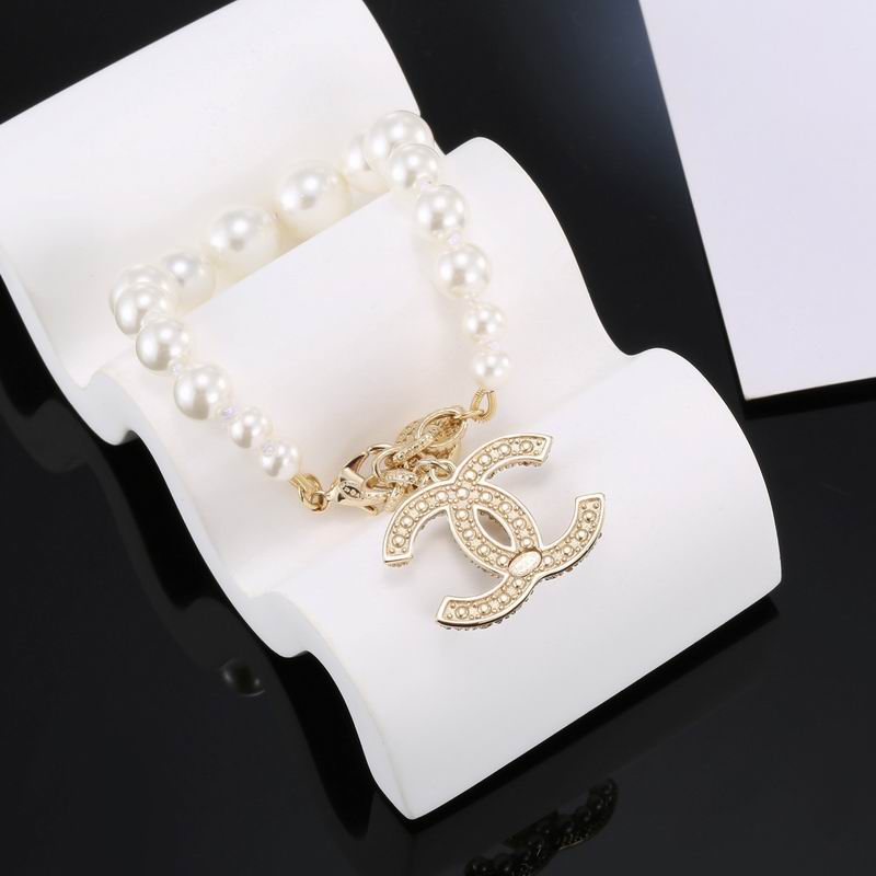Chanel Bracelet 07yxs09